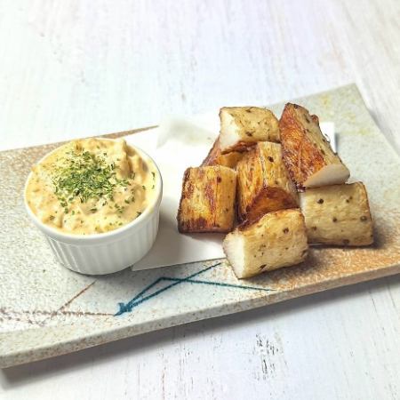 山芋唐揚げ～自家製マグロタルタル添え～