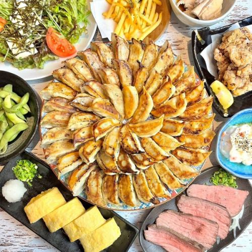 大人気のギョーザ食べ放題♪