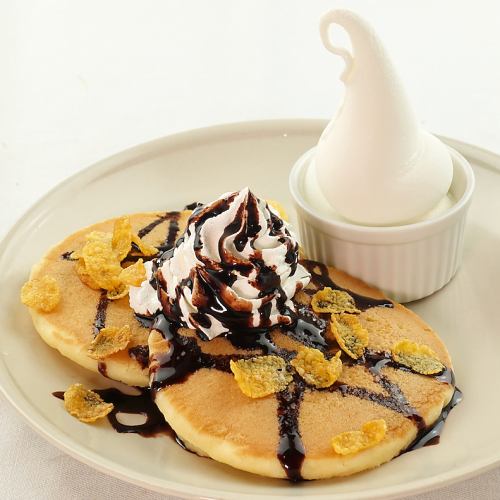 Pancakes with soft serve ice cream (chocolate/berry/caramel)