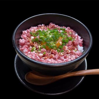 おびら牛トロ玉子飯