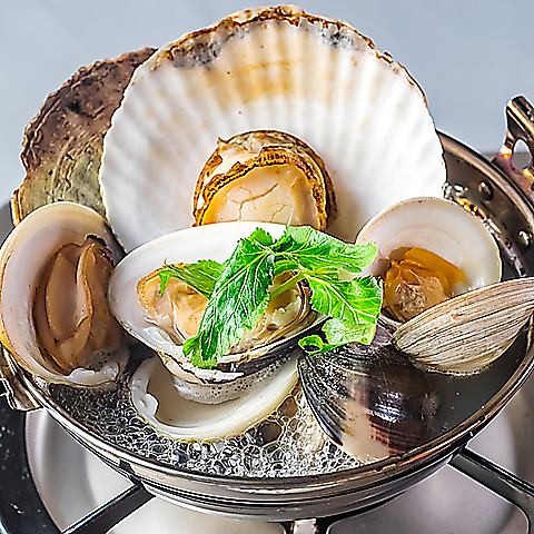 [Recommended] Sake-steamed shellfish