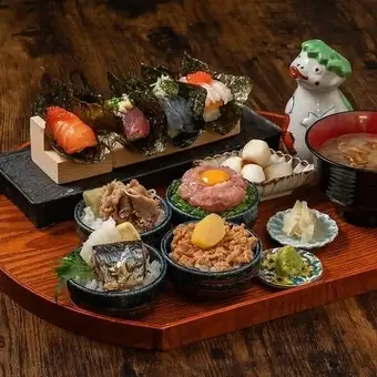 【完全予約制】秋季限定ランチ♪ 　秋の手巻き＆おちょこ丼 8種