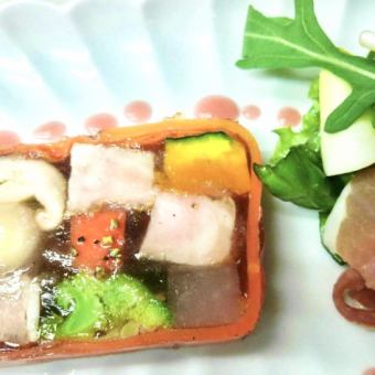 Niigata Tokamachi Tsumari Pork and Vegetable Jelly Framboise Vinegar Flavor