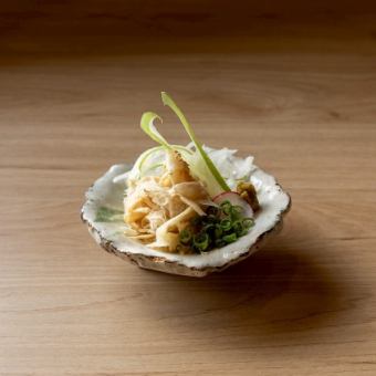 あご出汁炊酢もつ