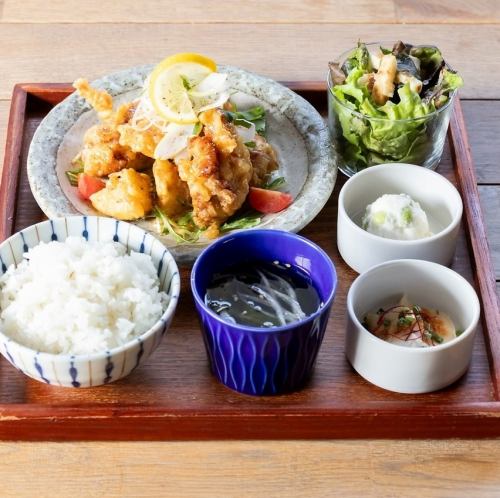 ▲お肉定食　長芋と若鶏の唐揚げ　ガリマヨレモンペッパー