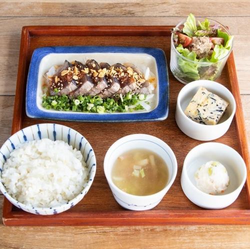 LUNCH　TIME　11：00～15：00
