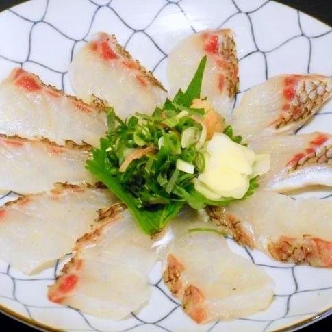 (活) 稻草烤鯛魚