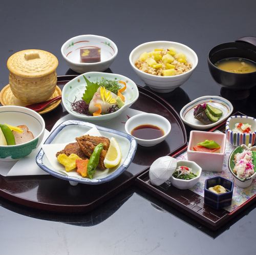 お昼限定　『椿御膳』3500円（要予約）