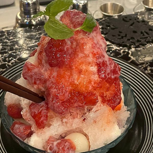 【夏のオススメ！】マスカルポーネかき氷全4種☆★自家製ミルク氷と約11種類の素材を何層にも重ねて、トッピングしました。