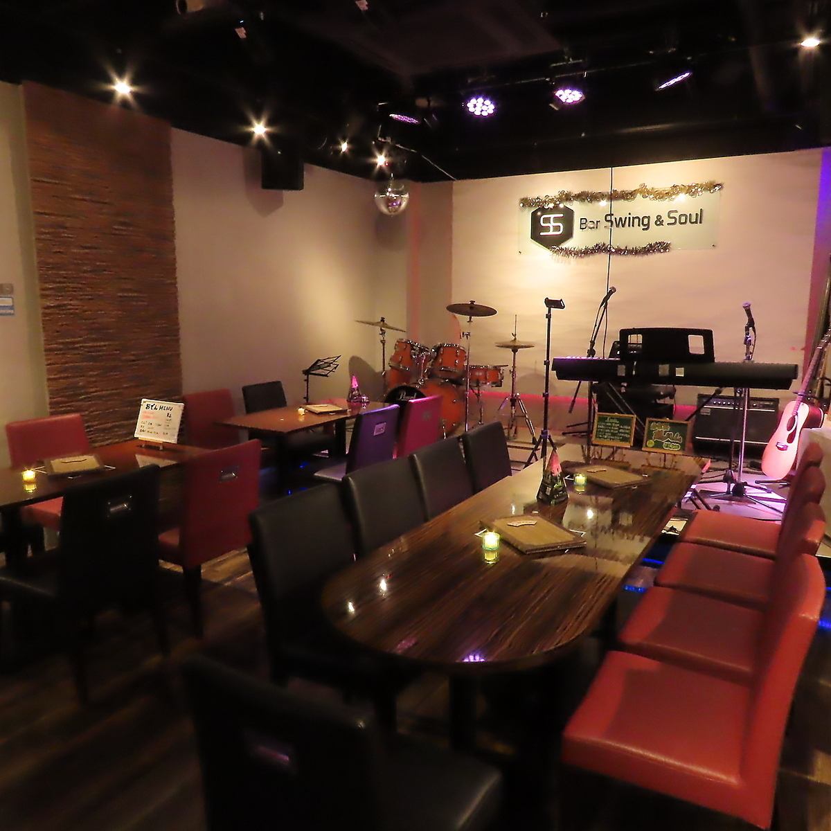 音楽好きなら当店へ！バンドステージをご利用いただけます♪