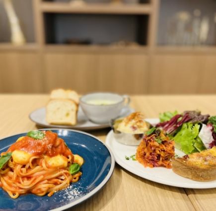 [Elegant pasta lunch course] 5 dishes including pasta made with carefully selected ingredients, 1,980 yen (Saturdays, Sundays, and holidays only)