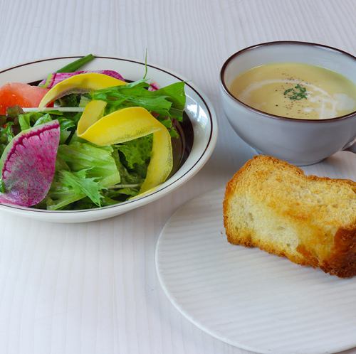 ミニサラダ＋パン＋スープセット