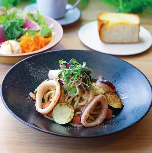 Monthly Special Pasta: Fresh Tomato Peperoncino with Squid and Zucchini