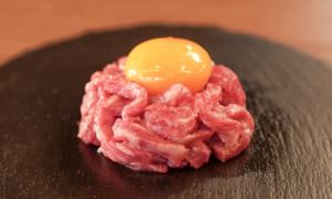 和牛ユッケ