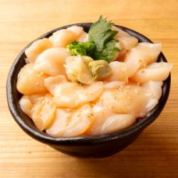 生ホタテ丼
