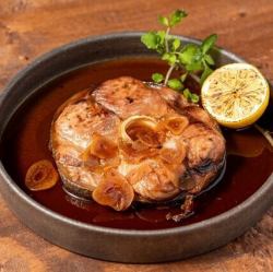 特色菜:蒜蓉醬油鮪魚片