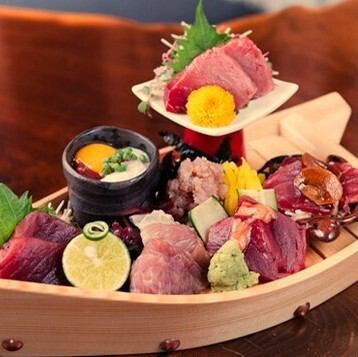 名物　まぐろ七福神宝舟盛り