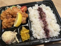 唐揚げ弁当