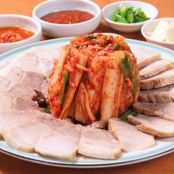 If you are on a diet [Kimchi Posam] ☆ Samgyeopsal's "boiled" version! Delicious & healthy pork dishes ☆
