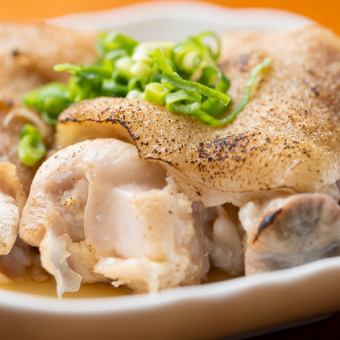 No4　豚足の塩焼き