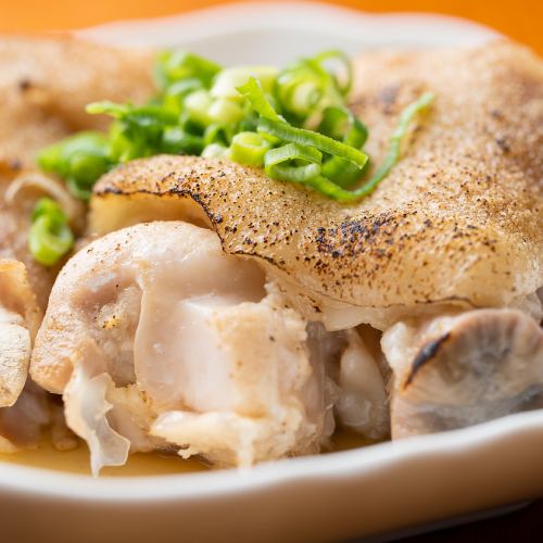 No4　豚足の塩焼き