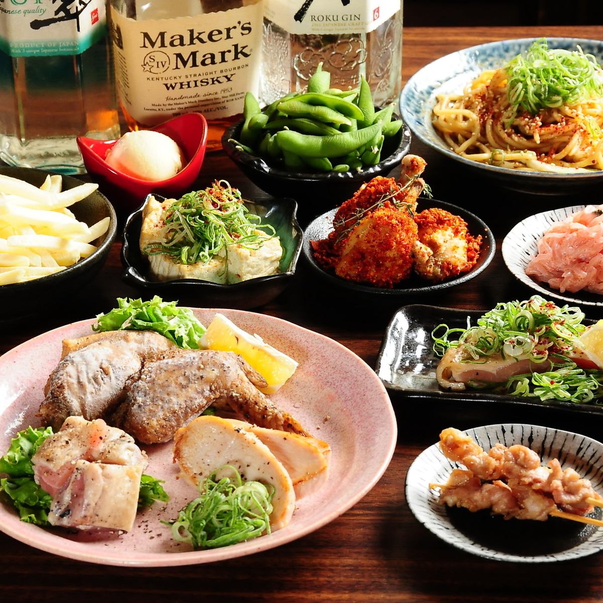 An excellent izakaya located close to Osaka Umeda Station. You can also drink during the day on weekends.