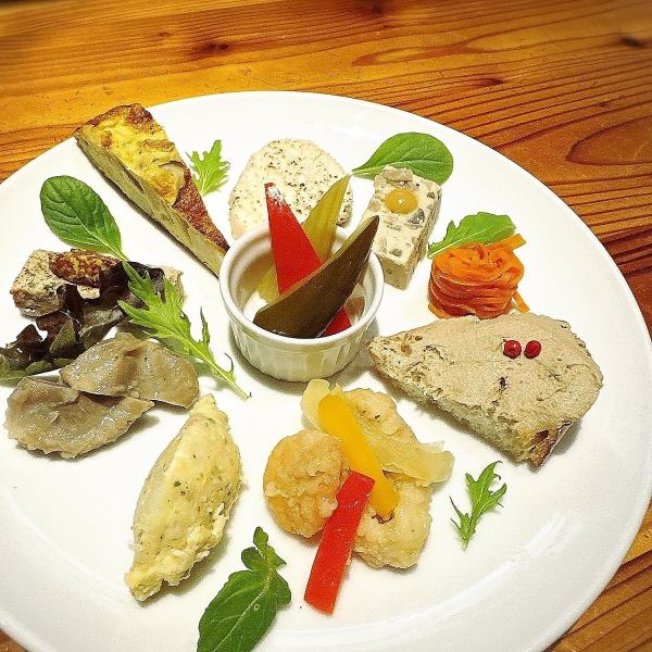 ＼一番人気♪／Bistroやまごや自慢の”前菜盛り合わせ”◆10種類の前菜をご堪能いただけます。