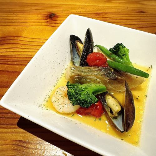 魚介のアクアパッツァ