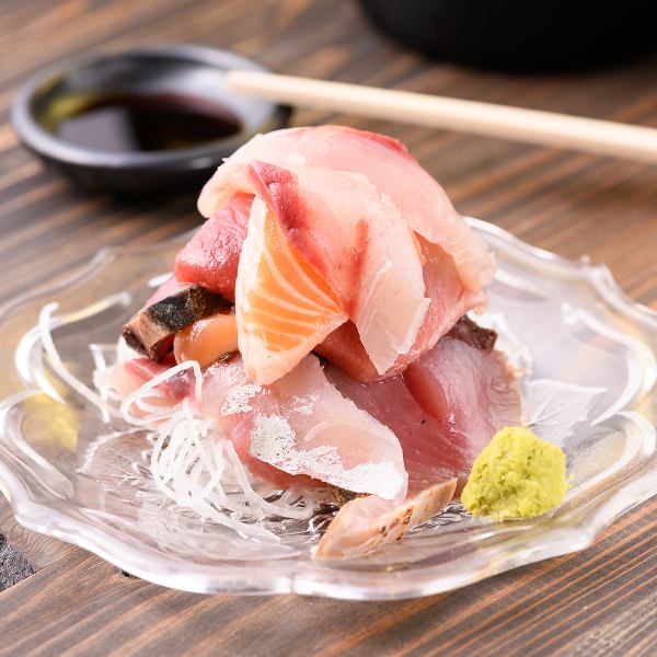 ≪地域最安値でこのクオリティ★新鮮なお魚を日替わりで提供≫昭和屋盛り￥1,100(税込)