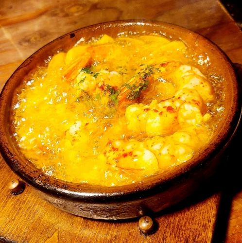 赤エビのアヒージョ