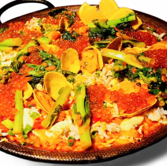 釜揚げしらす、いくら、菜の花のせパエリア