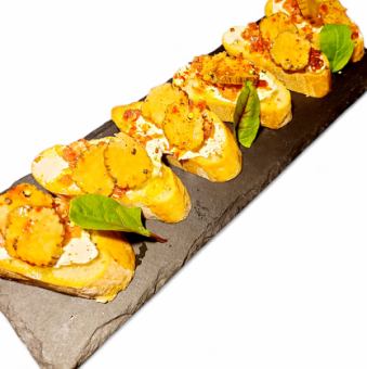 いぶりがっこ&生ハムクリームチーズ