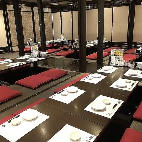 我們提供可容納不同規模團體的私人私人房間！也非常適合舉辦小型宴會！