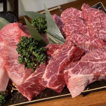 焼肉盛り合わせ≪赤身・ロース・カルビ≫｜180g:3500円(税込)