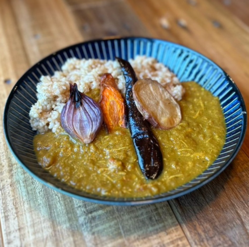 8TAKE curry with plenty of farm vegetables