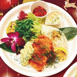 Herb-scented salmon cutlet plate