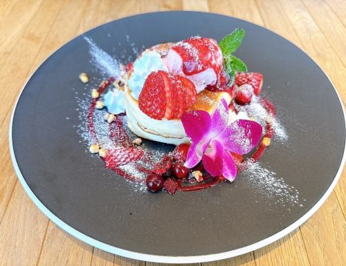 딸기 & MIX 베리 팬케이크