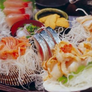 Assorted sashimi 4 dishes