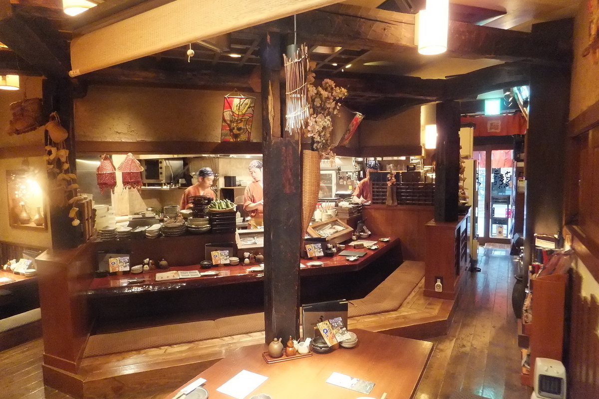 ☆Well, a new week has begun! The shop is also starting the week with a selection of seasonal delicacies♪(^o^)/