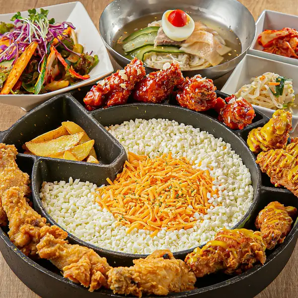 【SNSで話題】とろ~りチーズに溺れる◎8種の味から選ぶUFOチキン