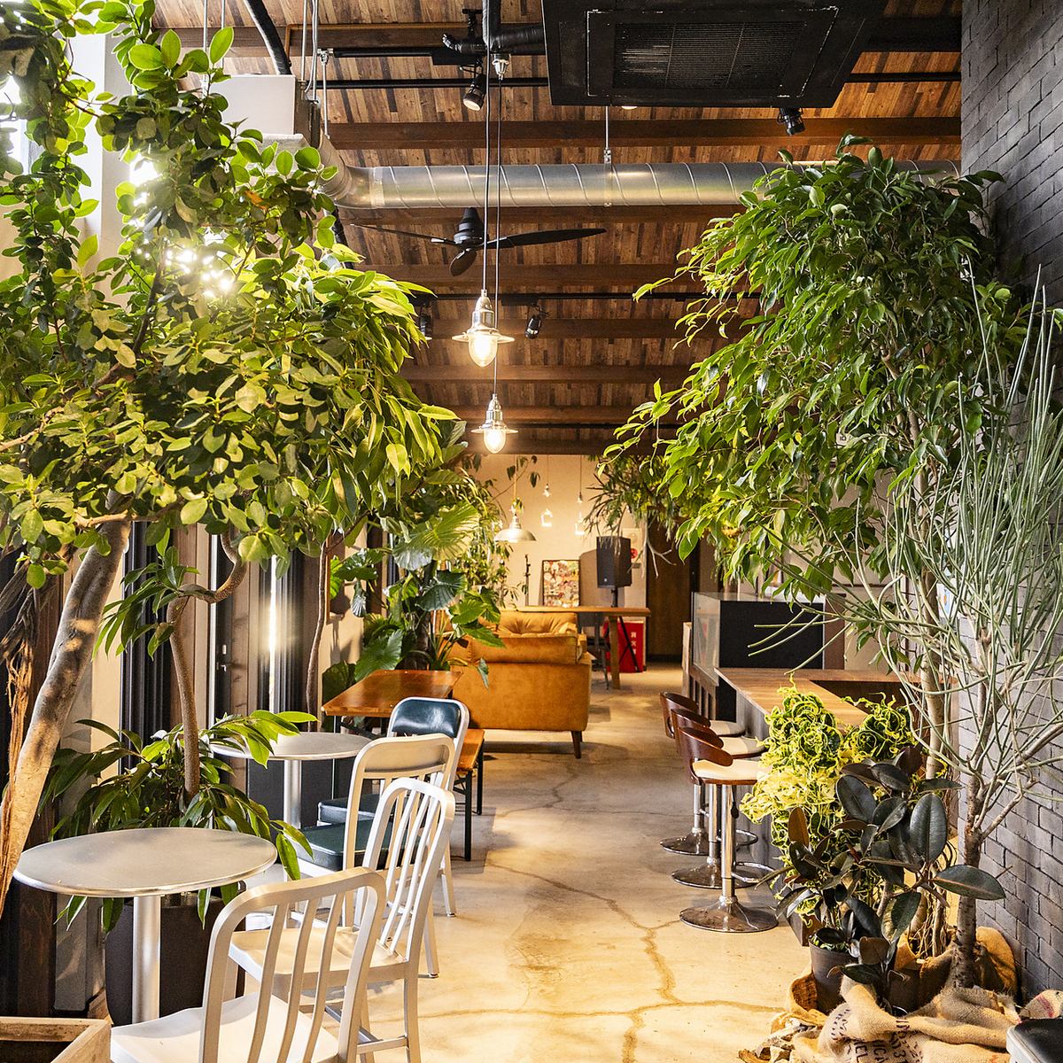 〈GOOD2 GARDEN〉のオフィスが週末限定で海辺の隠れ家テラスに！