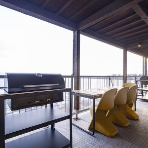 ご予約ですぐに埋まってしまう大人気のお席となっております。まずはお気軽にお問い合わせください♪持ち込みプランもあり◎