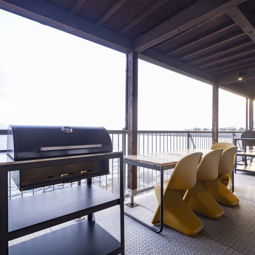 【金土日祝】持ち込みプラン  [2部] 17時～21時 [ 利用時間3時間 ]