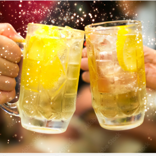 The homey atmosphere makes it perfect for everyday use or drinking parties.