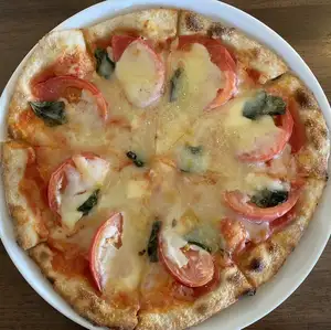 Margherita with mozzarella