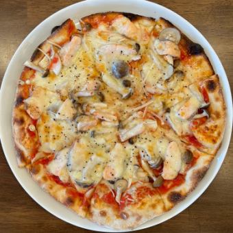 三文鱼蘑菇披萨