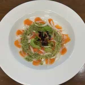 Salmon Carappcio