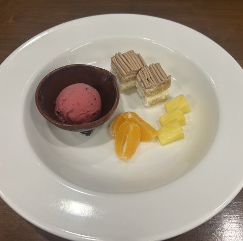 本日のデザート