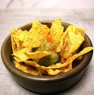 トルティーヤチップス（アボカドティップ）