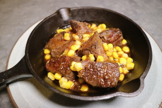 柔らか牛サイコロステーキ